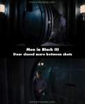 Men in Black 3 mistake picture