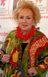 Doris Roberts