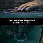 The Lord of the Rings: The Fellowship of the Ring mistake picture