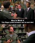 Men in Black II mistake picture