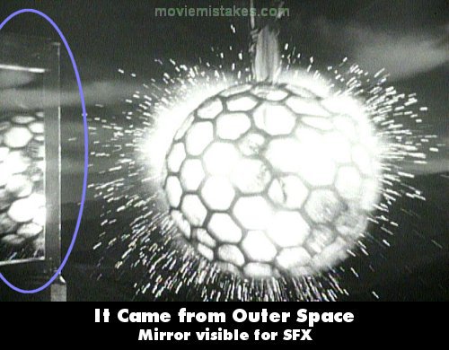 It Came from Outer Space mistake picture